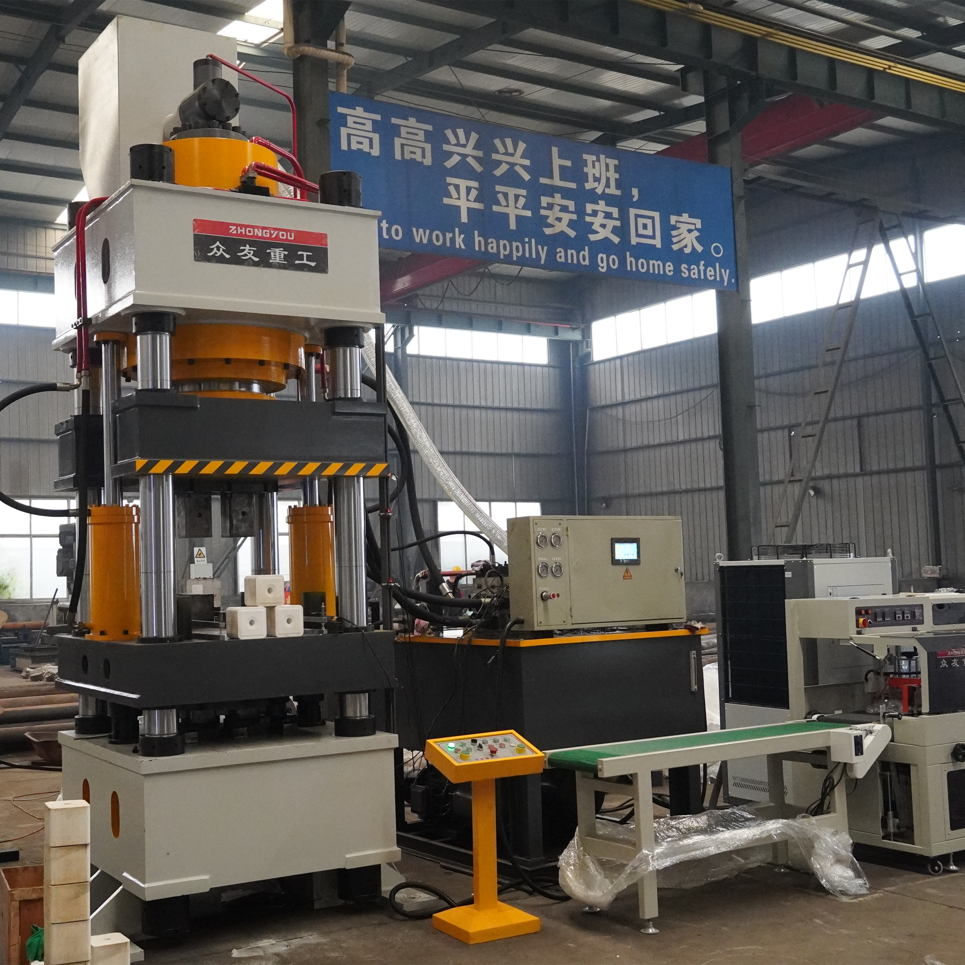 630噸粉末成型液壓機(jī) 630鹽磚舔塊壓力機(jī) 鹽磚機(jī)生產(chǎn)線